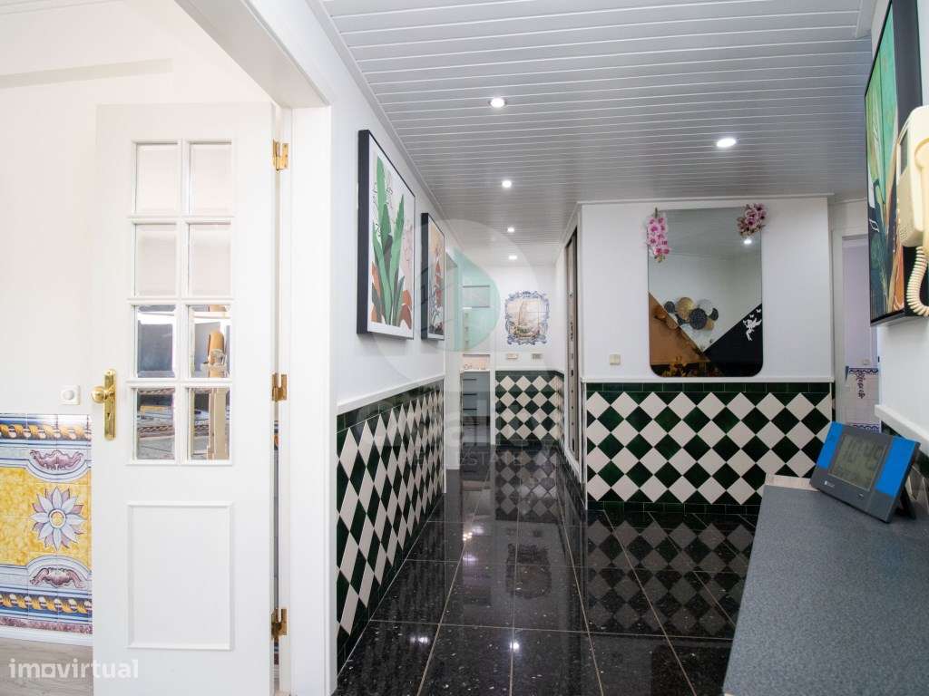 Excelente Apartamento T2 - Baixa da Banheira-18