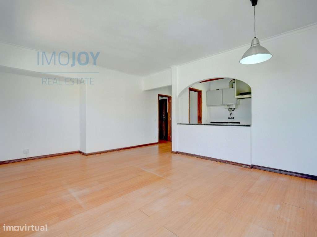 Apartamento T1 junto à Estação de Carcavelos - Grande imagem: 5/24