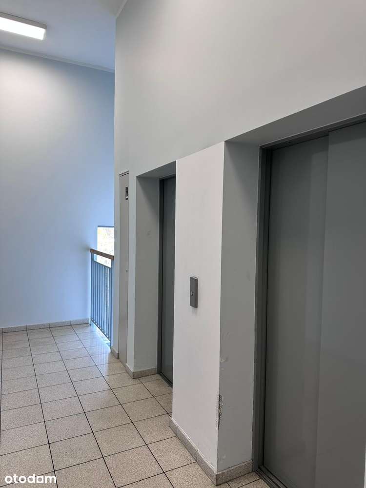 Duża kawalerka w Apartamentowcu z Windą-11