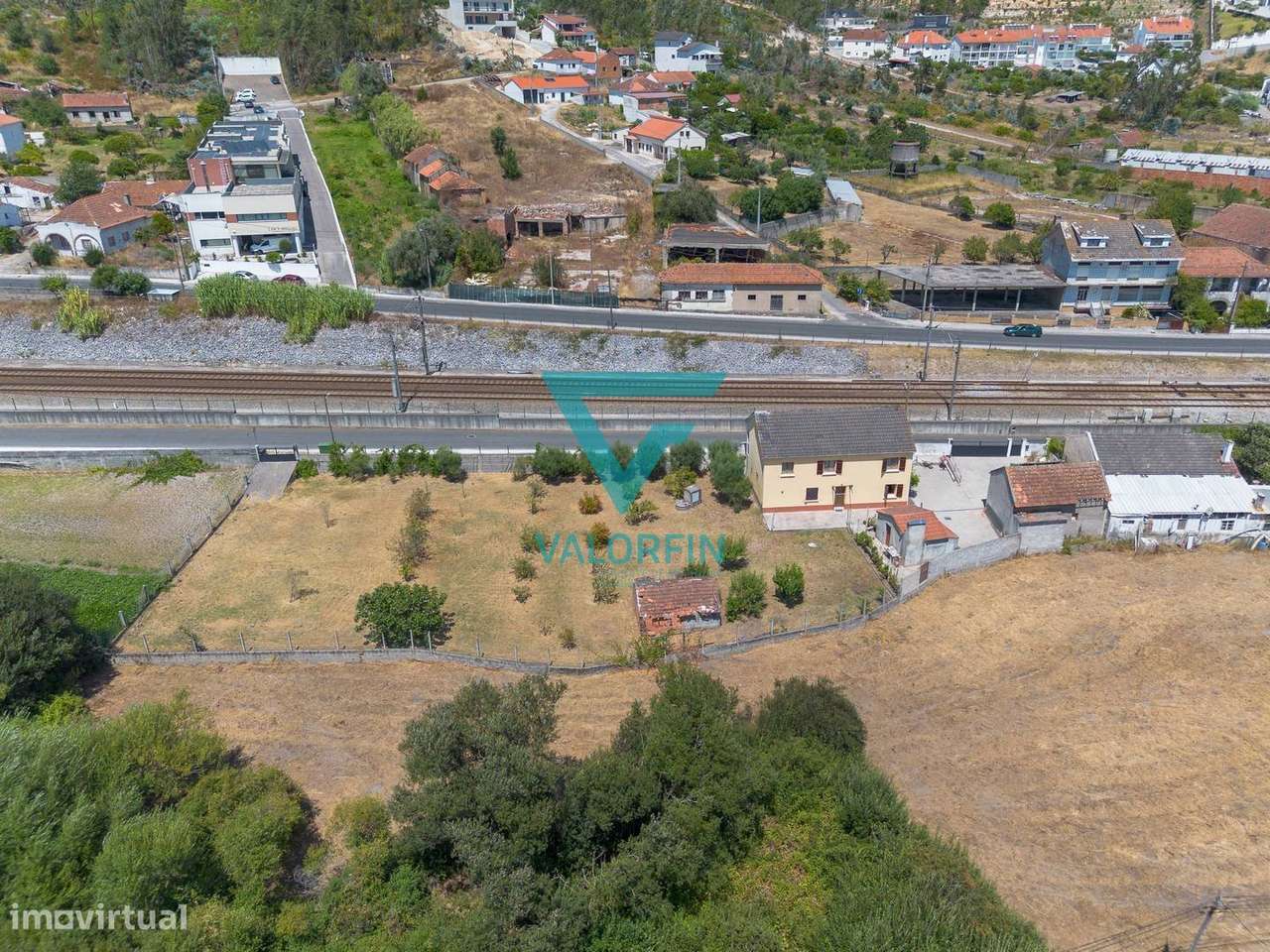 Moradia T5 c/ 1818 m² de Terreno - CAXARIAS / OURÉM-41