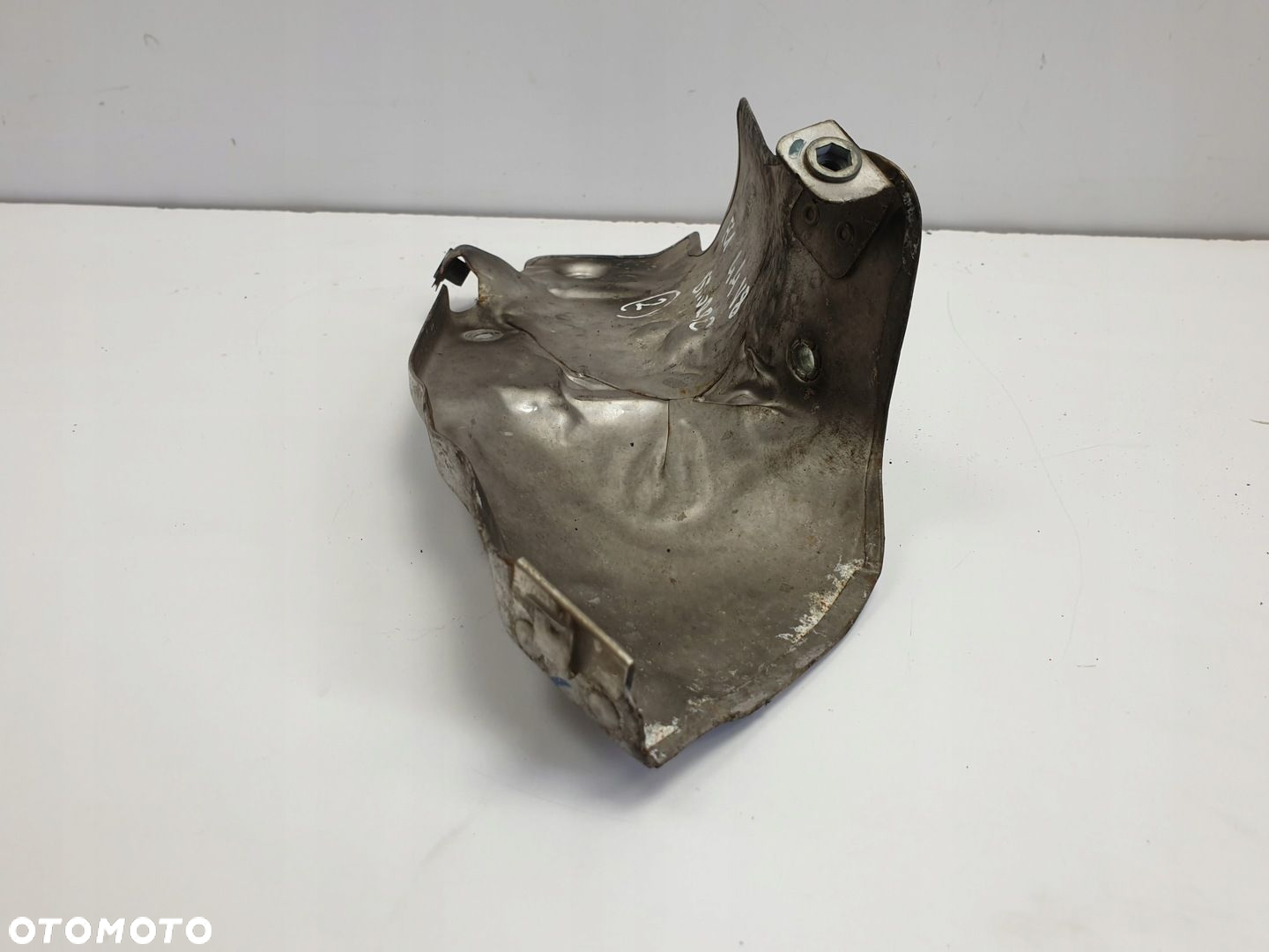 BMW F01 F02 750 i 4.4 V8 OSŁONA TERMICZNA 7577003 - 3