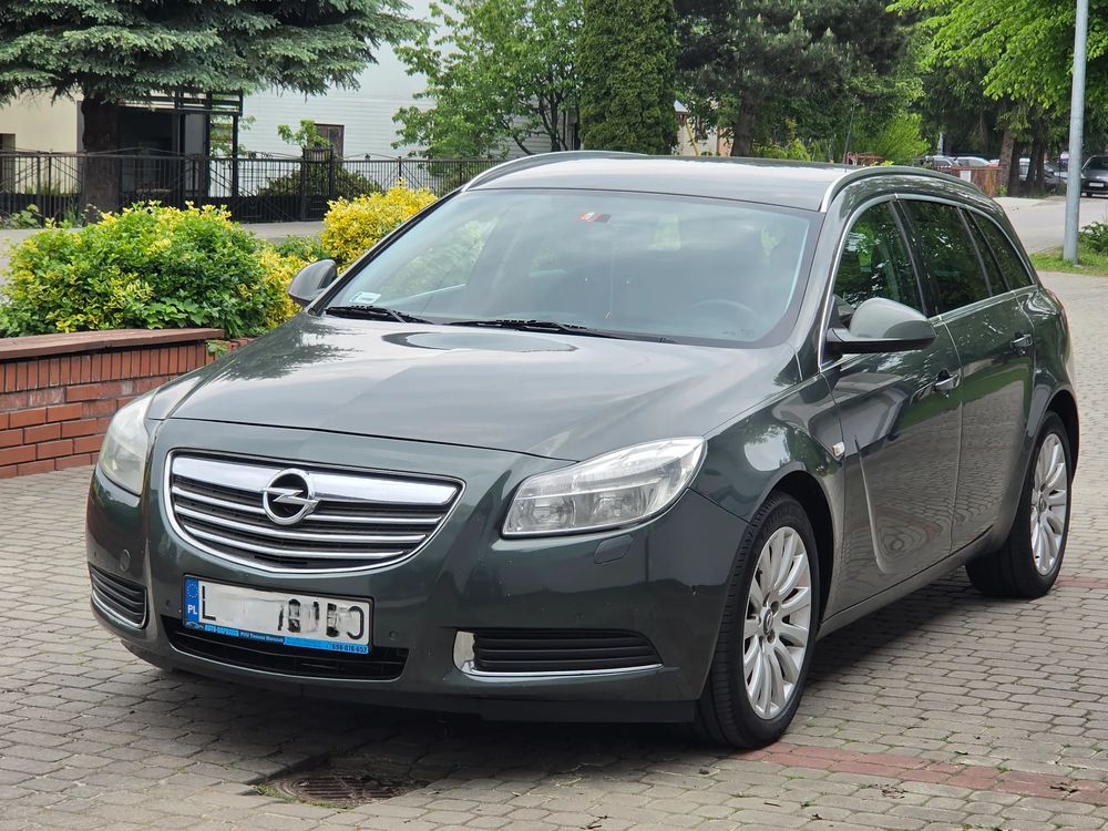 Opel Insignia A 2.0 CDTI Sport 2009