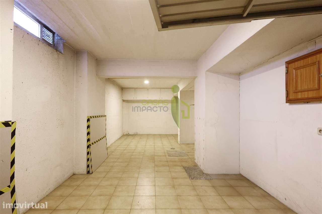 Garagem 28m2 na Anta em Agualva Cacém - Grande imagem: 2/13