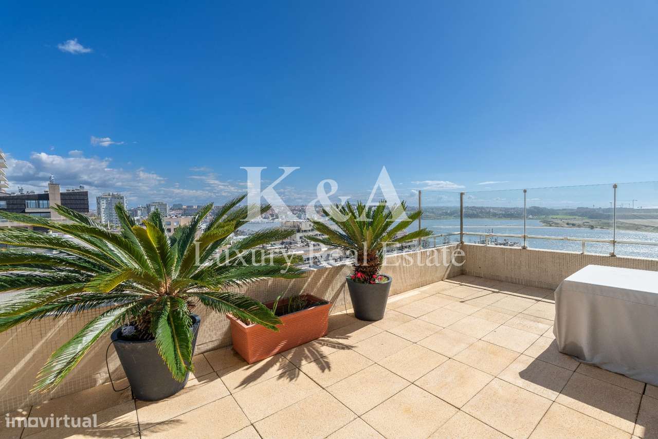 Apartamento T6 duplex com vistas panorâmicas sobre o Rio Douro e o mar-18