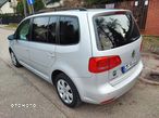 Volkswagen Touran 2.0 TDI Trendline DSG - 3