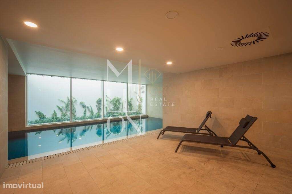 Apartamento em condominio com piscina - Avenida Liberdade-25