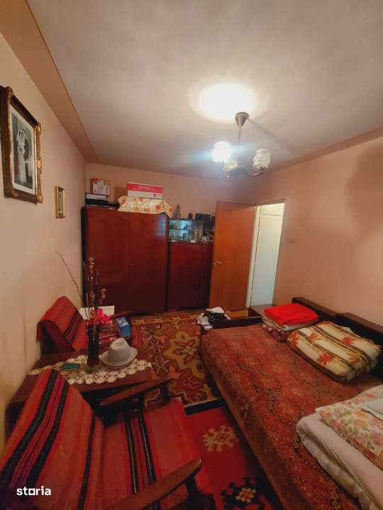 Apartament 4 camere, 83 mp, balcon, etaj 2 din 4, Manastur-3