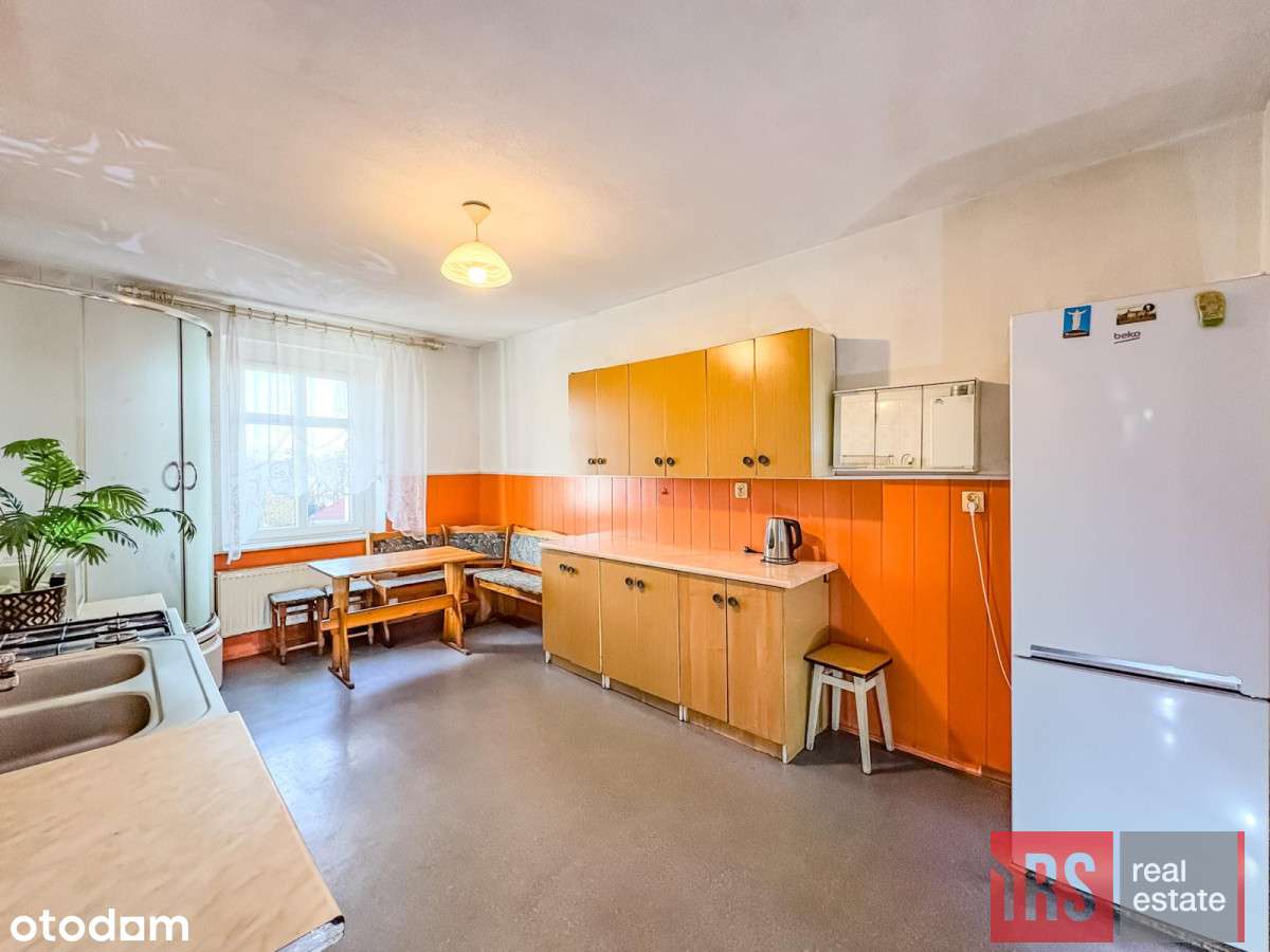 Przestronne mieszkanie w odrestaurowanej kamienicy-9