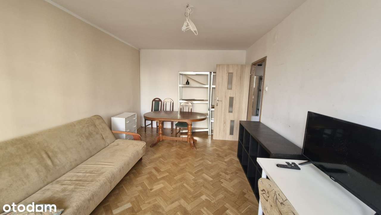 3 oddzielne pokoje, widna kuchnia, łazienka z oknem, WC piwnica loggia-1