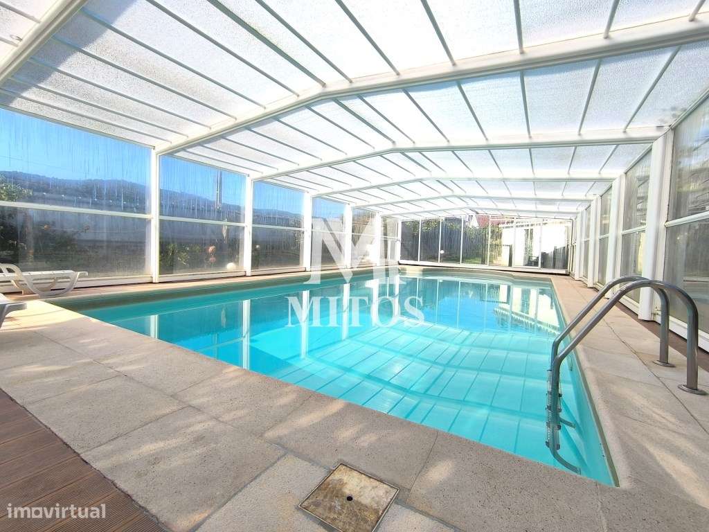 Moradia isolada com piscina coberta e court ténis - Meadela - Grande imagem: 2/24