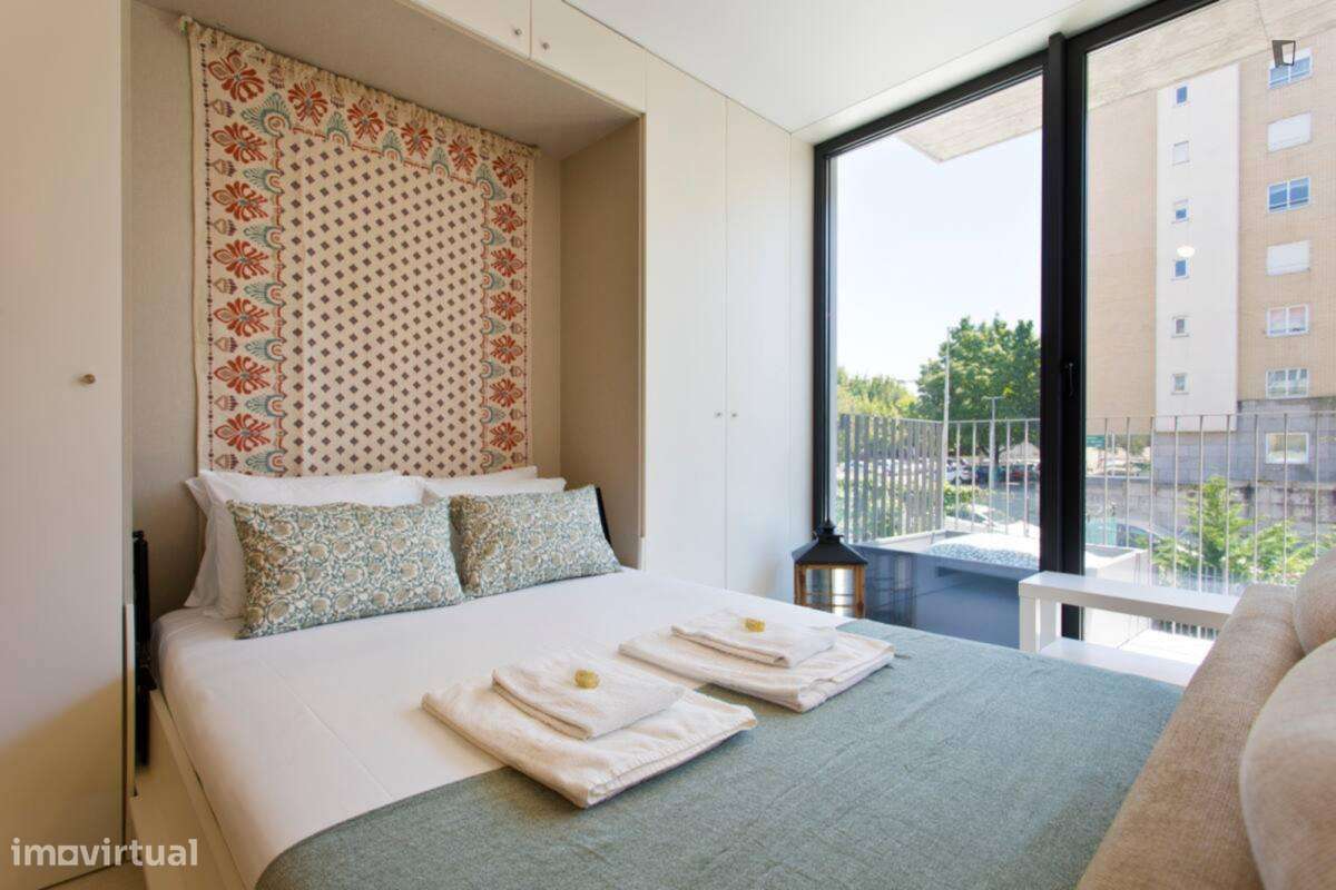 Estúdio - localizado em Ramalde Porto - Grande imagem: 3/7