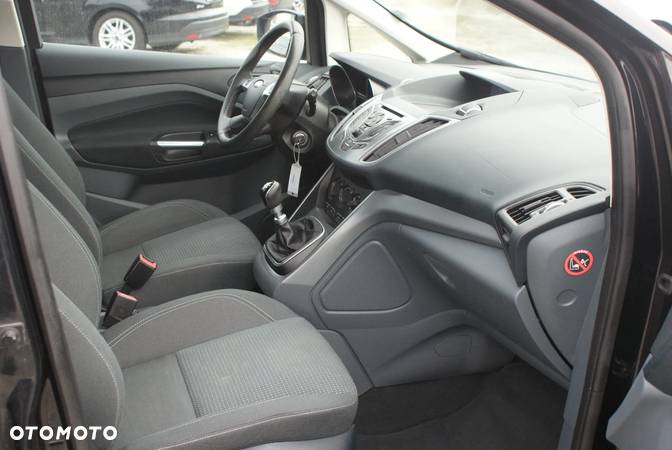 Ford C-MAX - 19