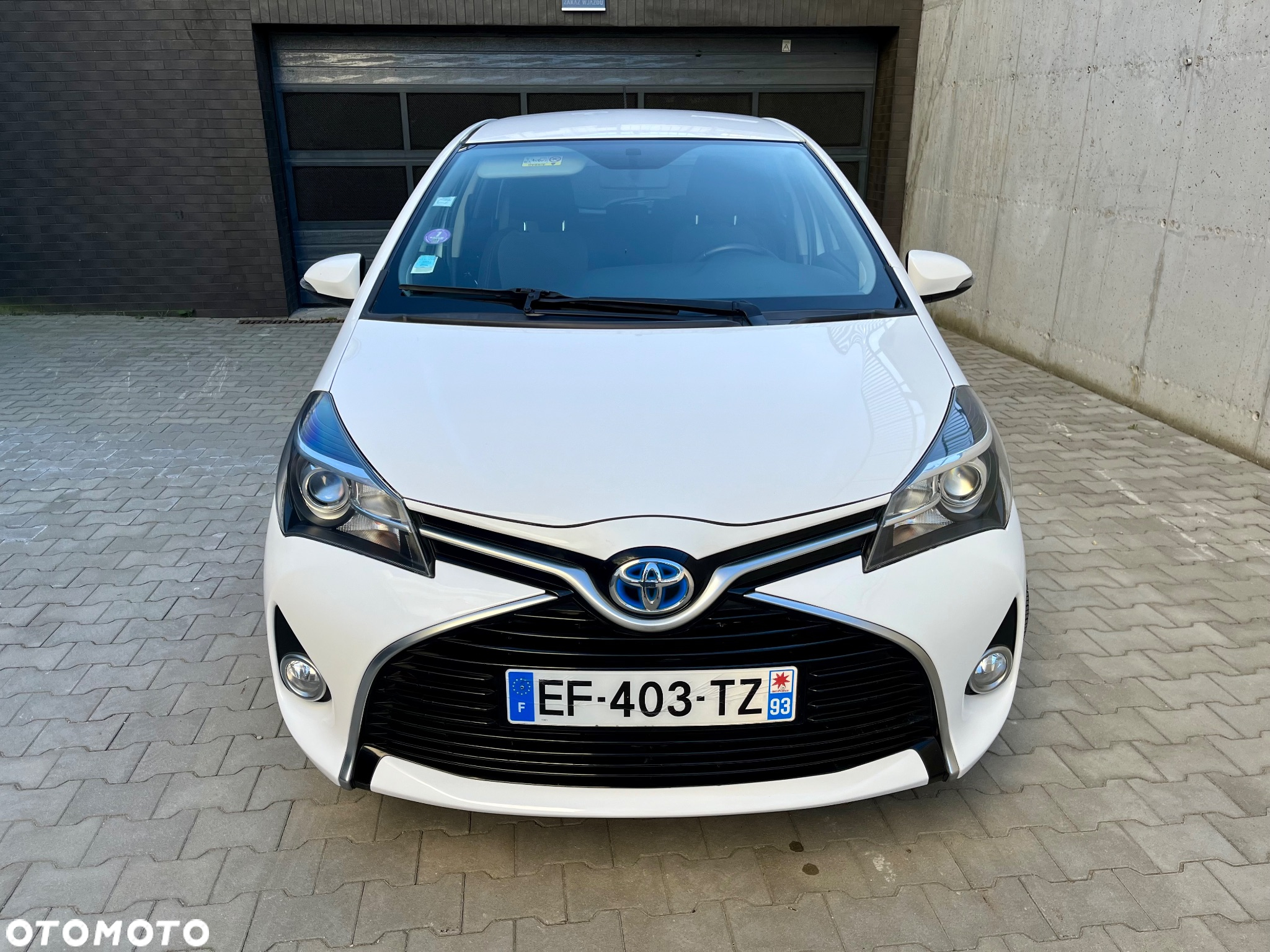 Toyota Yaris Hybrid 1.5 VVT-i Elegant - 9