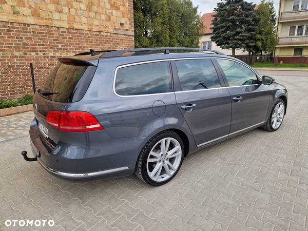 Volkswagen Passat Variant 1.8 TSI Automatik Highline - 12