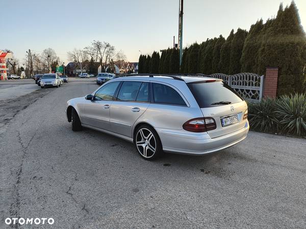 Mercedes-Benz Klasa E 500 4-Matic T Avantgarde - 10