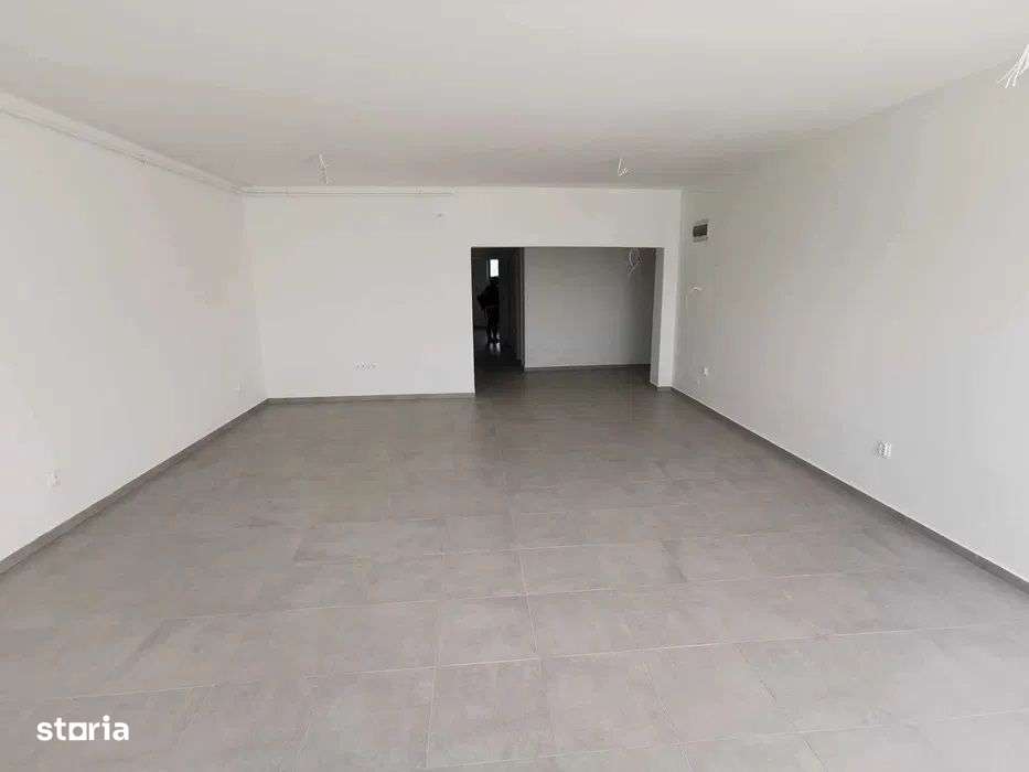 Maurer Residence - Inchiriere spatiu comercial/birou + 2 locuri de par - Imagine principală: 4/6