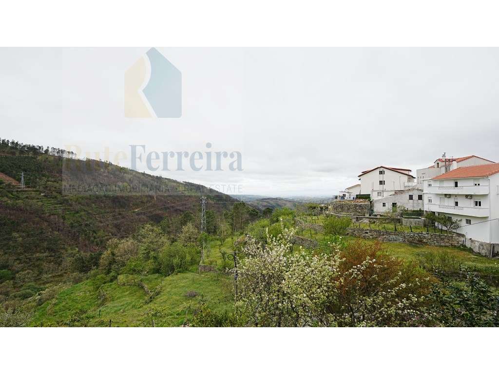 Moradia T3 no Parque natural da Serra da Estrela !!-8