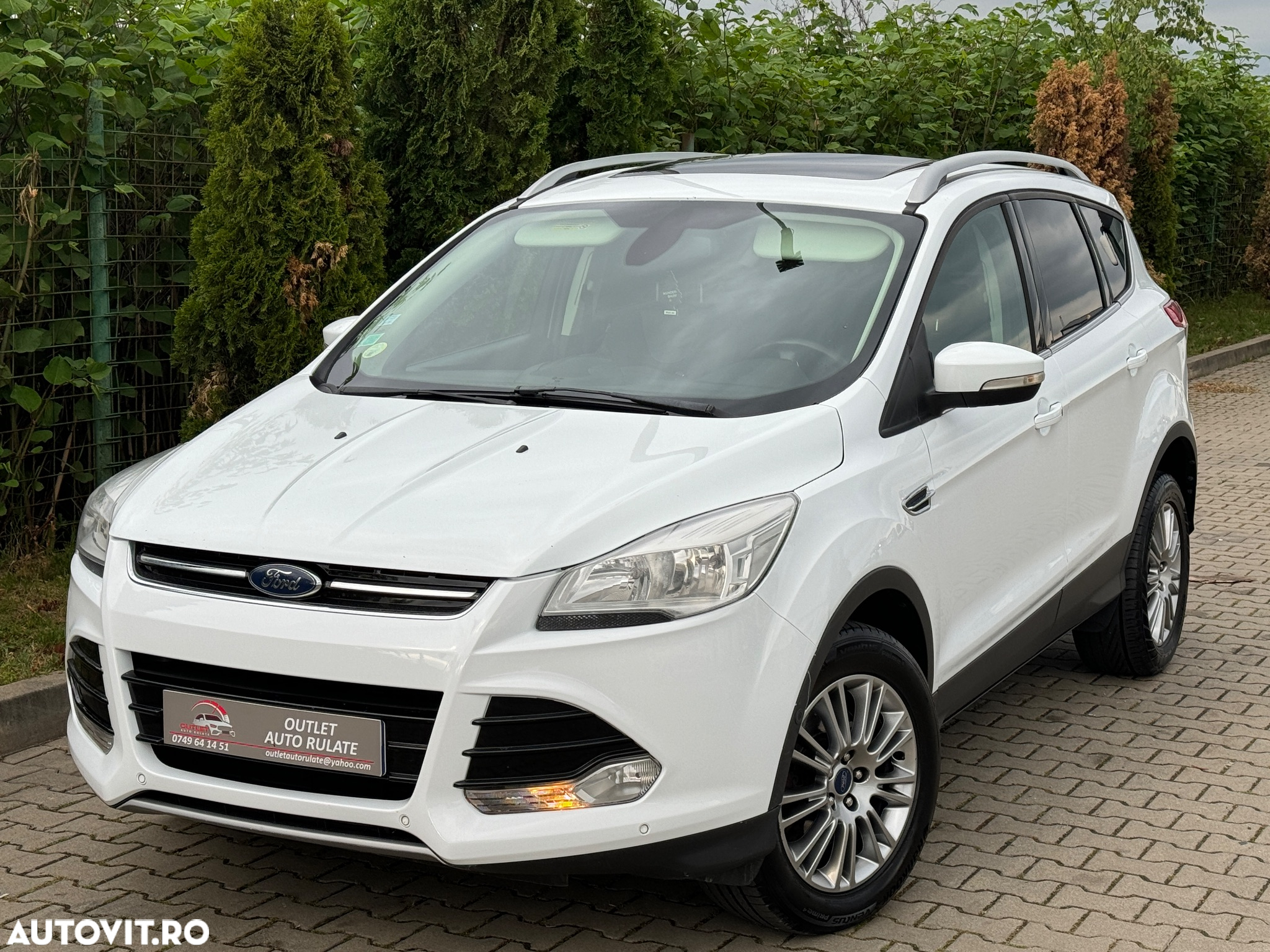 Ford Kuga 2.0 TDCi 2x4 Titanium - 11