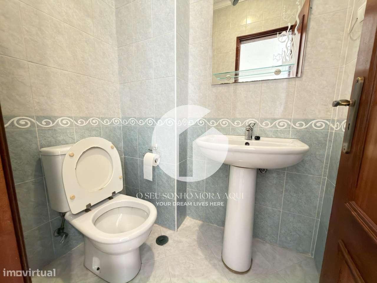 Apartamento T2 com Garagem Box - Olhão-8