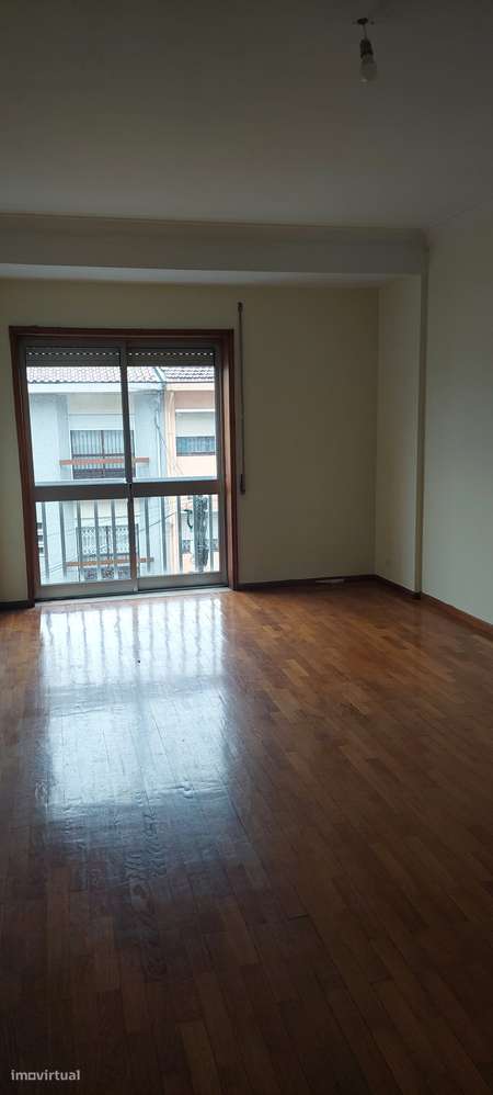 T3 Corujeira com Box e arrumos-4