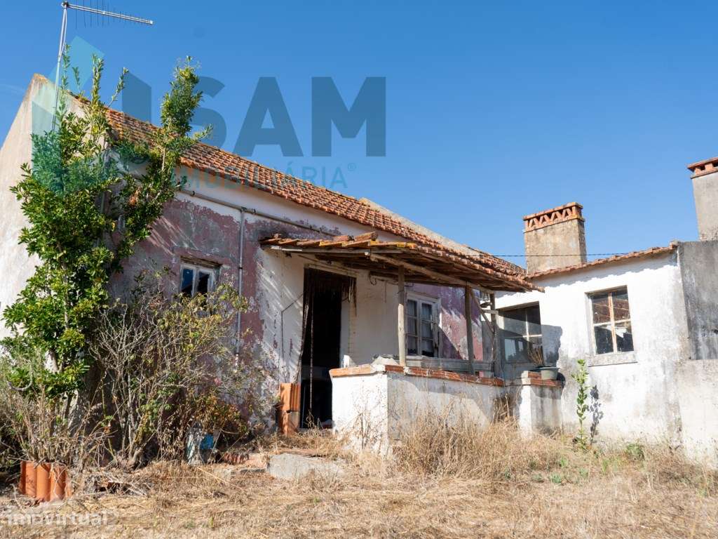 Moradia Térrea para Restauro | Terreno de malha urbana com 9.004 m²-30