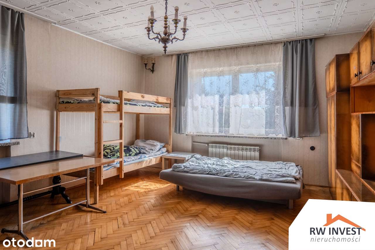 Przestronny dom z garażem i pięknym widokiem-16