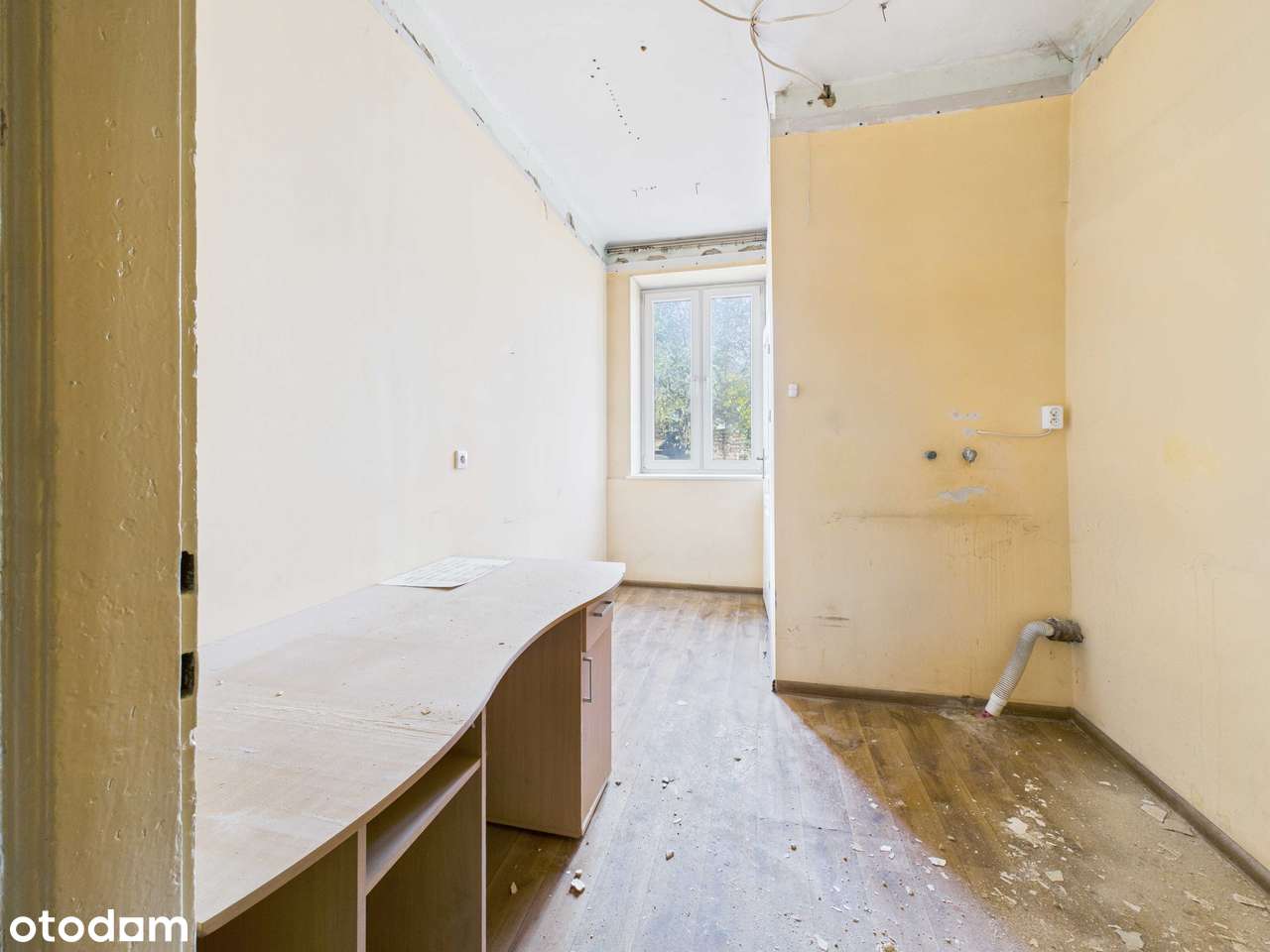 Lokal 21,5m Będzin Piłsudskiego 20 Super Lokalizacja w Ścisłym Centrum-9