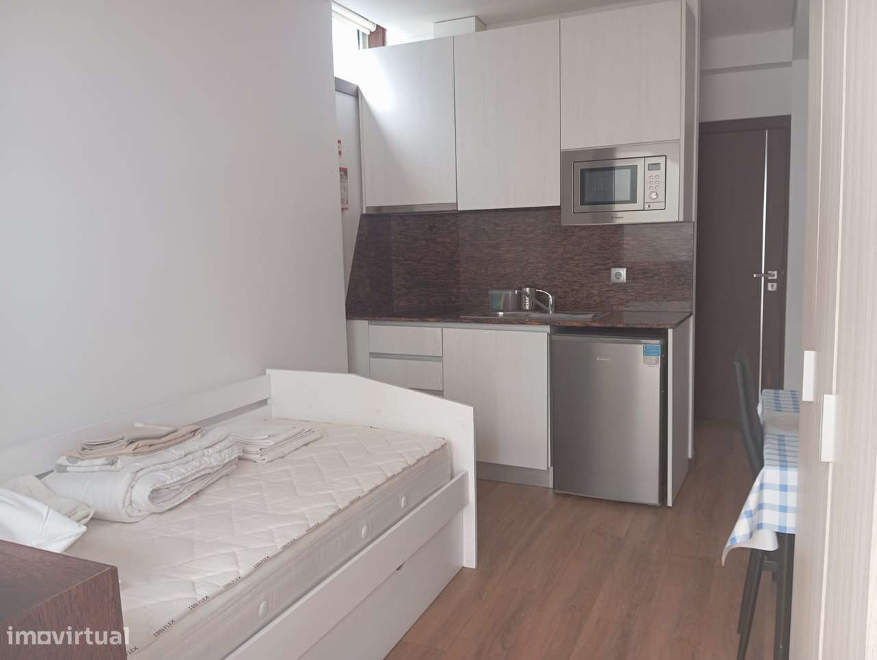 Estúdio c/ Terraço - Ao H.S. João / Pólo Universitário (Paranhos) - Grande imagem: 2/6