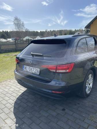 Audi A4 2.0 TDI ultra S tronic - 2