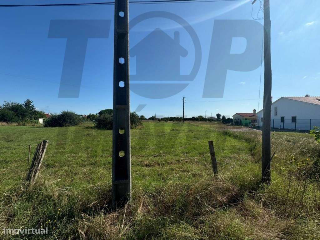 Terreno com 2 frentes - Centro de Marinhais - 110.000€ - Grande imagem: 2/4