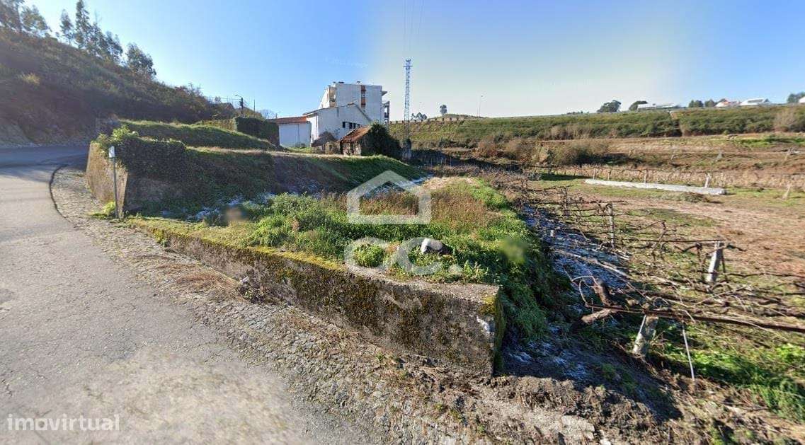 Casa Para Restauro, Figueiras, Lousada-12