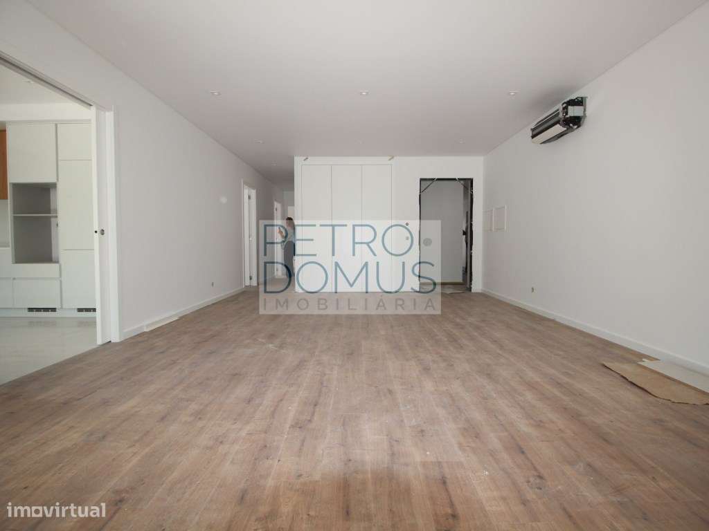 APARTAMENTO T3 - TERRAÇO | CHURRASQUEIRA | GARAGEM - LEIRIA - Grande imagem: 4/29