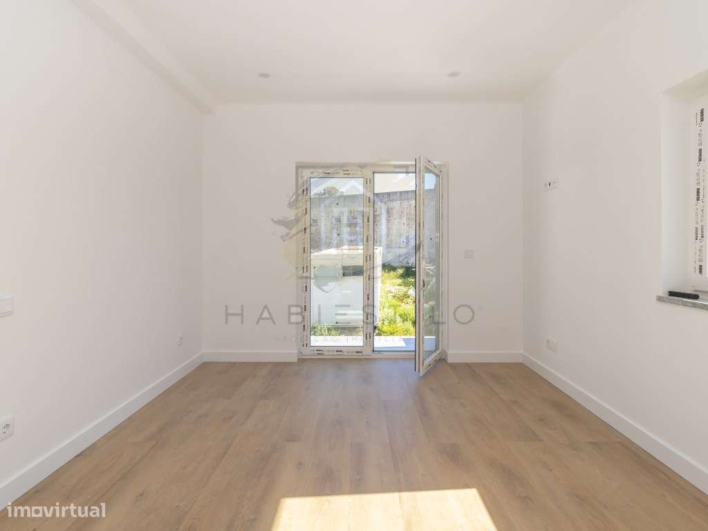 Moradias novas situadas na zona histórica de Azeitão-34