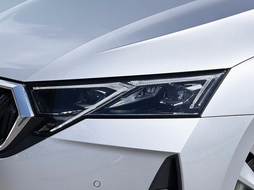 Skoda Octavia 1.5 TSI MHEV Selection DSG 2024 — zdjęcie 2