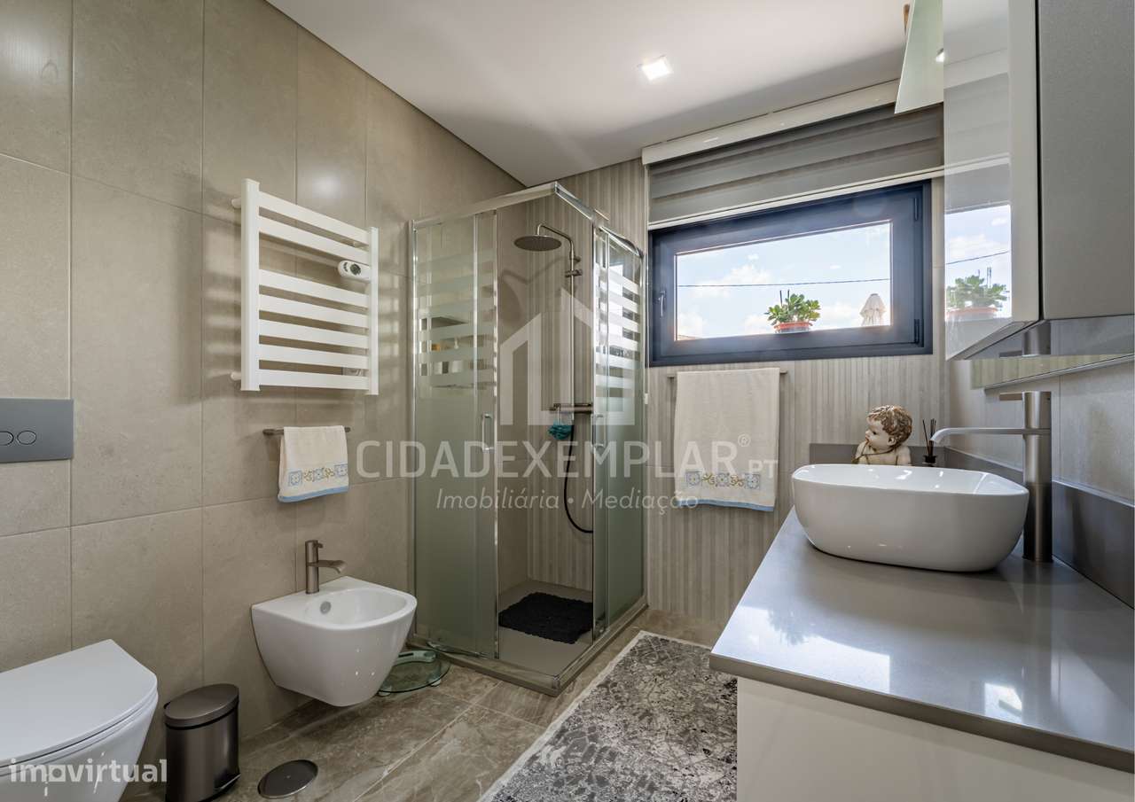 MORADIA T3 DE LUXO C/ PISCINA-Centro de Penafiel-17