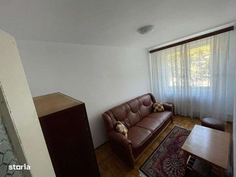 Apartament cu 3 camere, 60 mp, etaj 1, Pitesti bulevardul Republicii - Imagine principală: 5/8