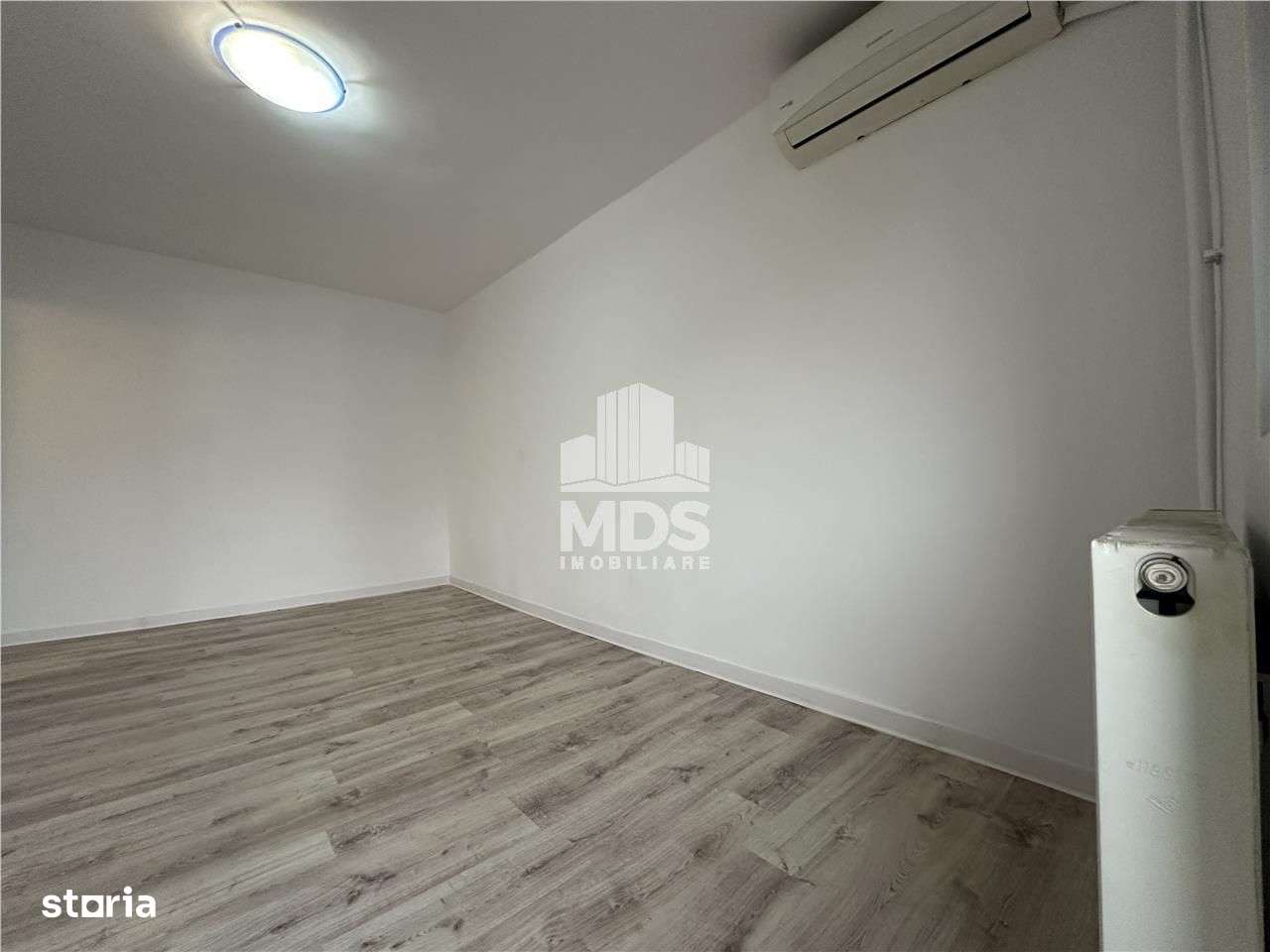 Etaj 1 cu balcon in bloc anvelopat la 500 m de Iulius Mall - Imagine principală: 5/8