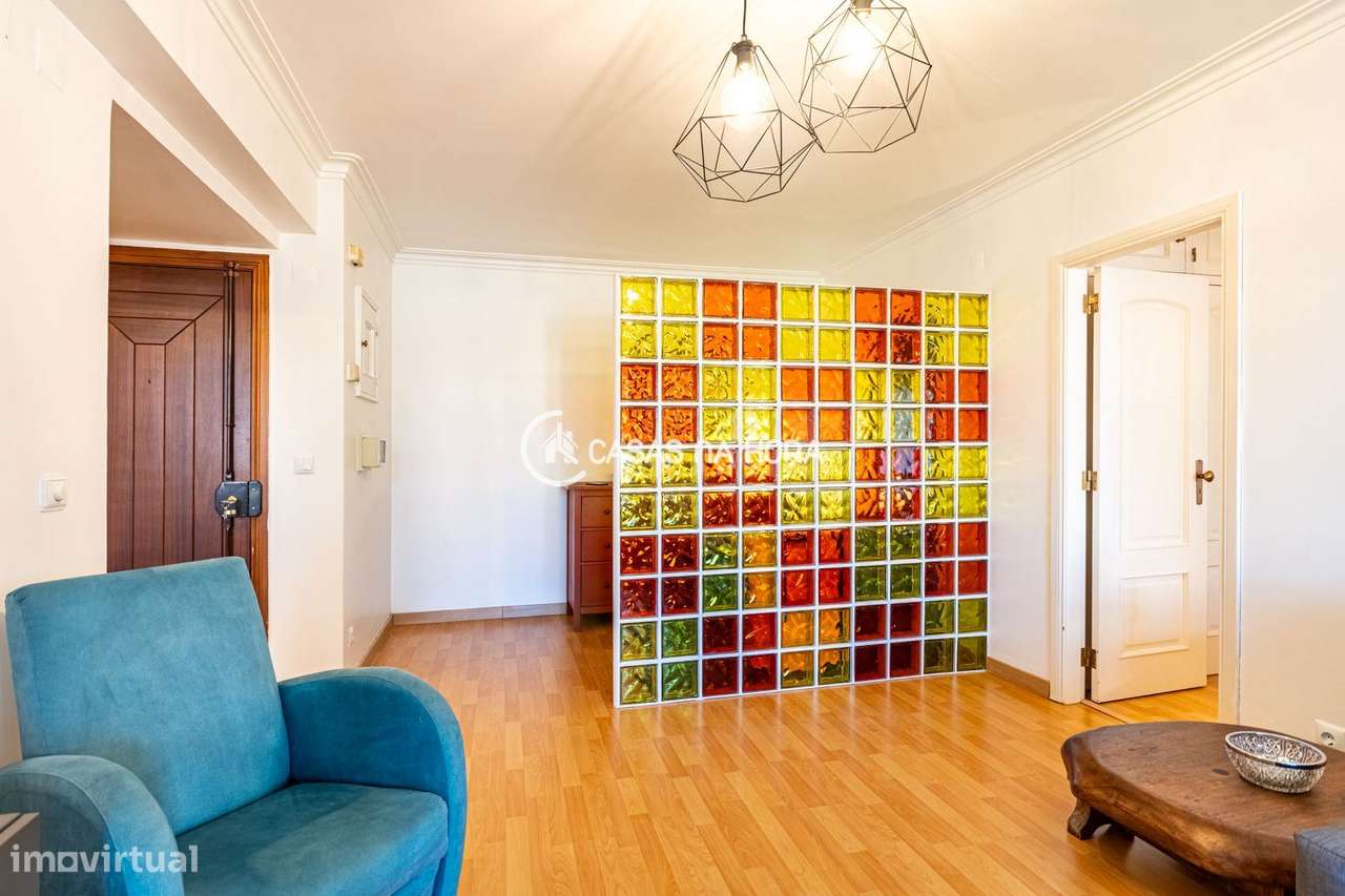 T1 mobilado com lugar de garagem na Alameda da Guia em Cascais - Grande imagem: 3/18