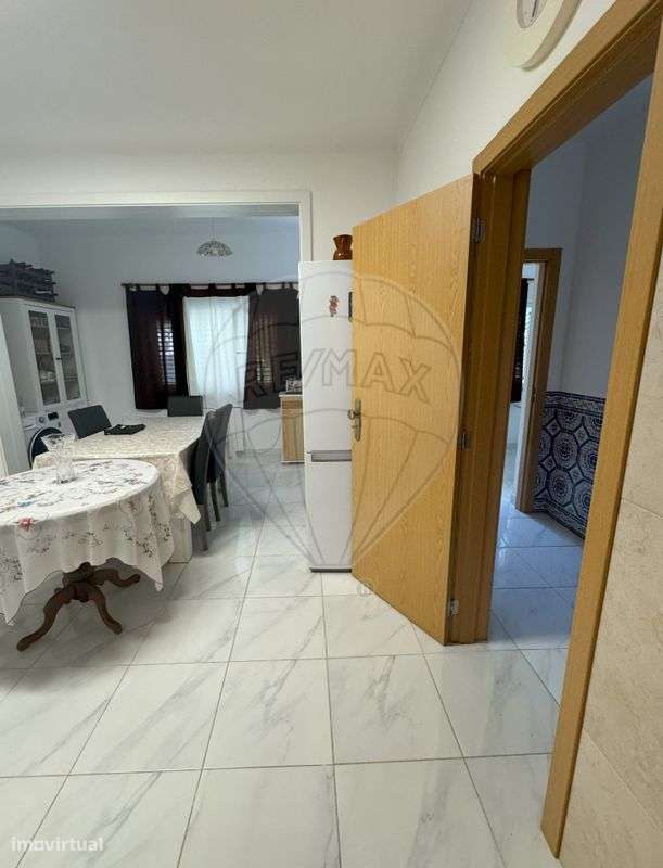 Moradia T2 para venda-9