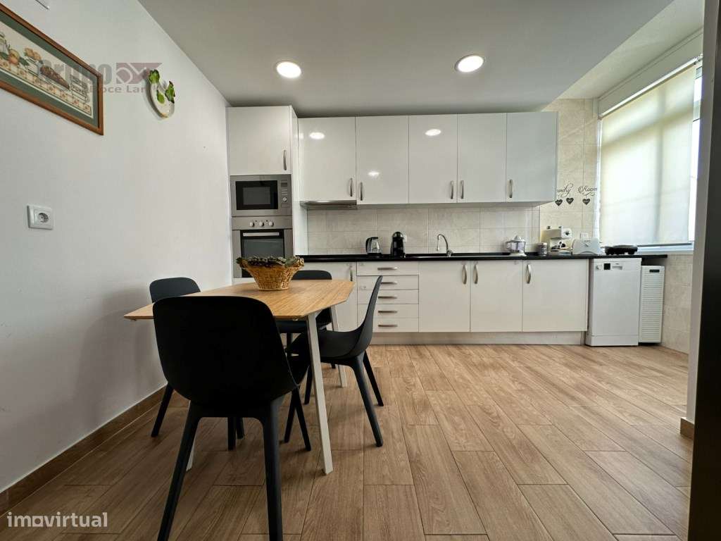 Excelente Apartamento T4 no Barreiro - Conforto e Modernidade-5