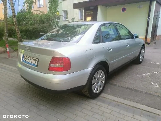 Audi A4 - 8