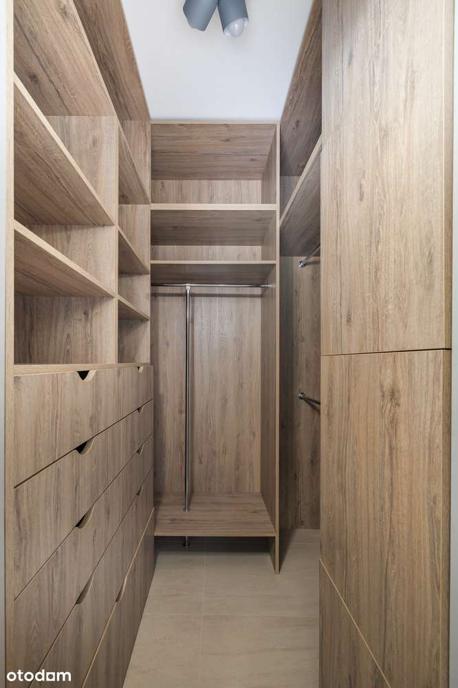 Przestronne mieszkanie z 2 loggiami, 2 miejscami postojowymi i komórką-15