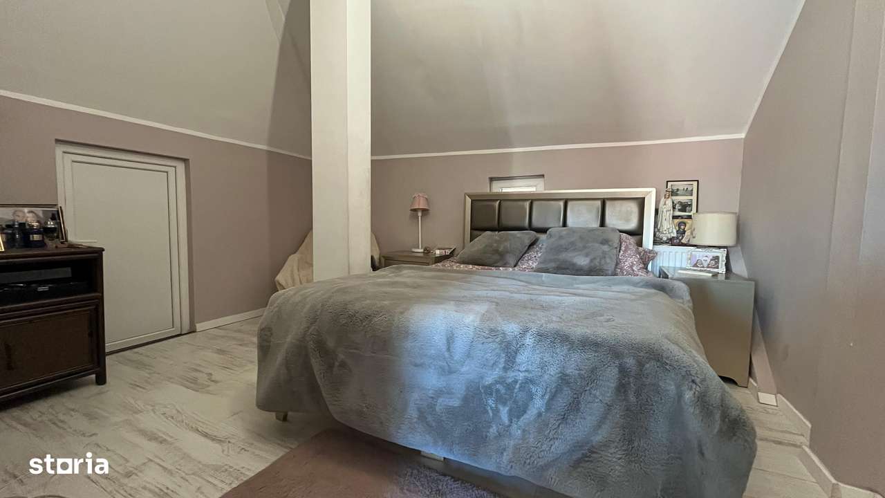 Casa deosebita P+M - zona Sanpetru - Comision 0%-5