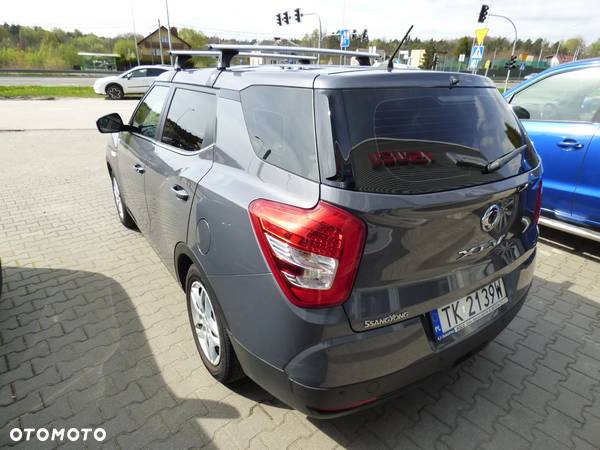 SsangYong XLV 1.6 Crystal - 4