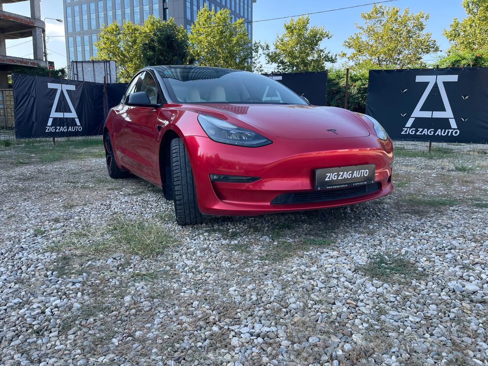 Tesla Model 3 2022