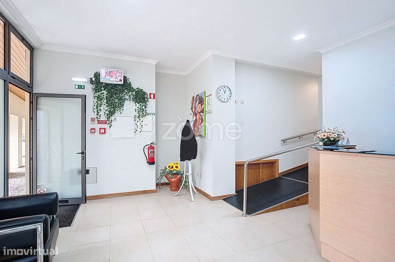 Clínica Dentária para Trespasse em Angeja - Grande imagem: 4/21