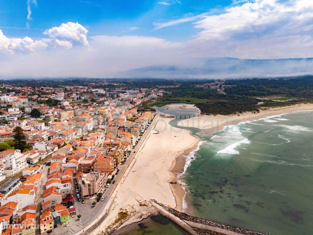 Acolhedor Apartamento T3 Em Vila Praia De Ancora