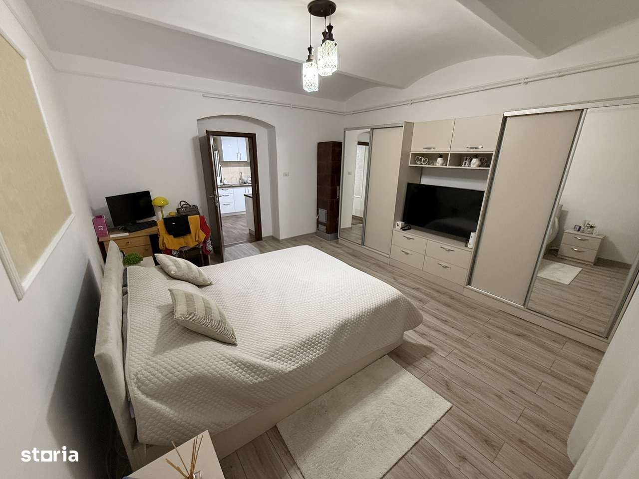 Ap cu 2 camere, 72mp, complet renovat, demisol inalt, zona Bălcescu!-3