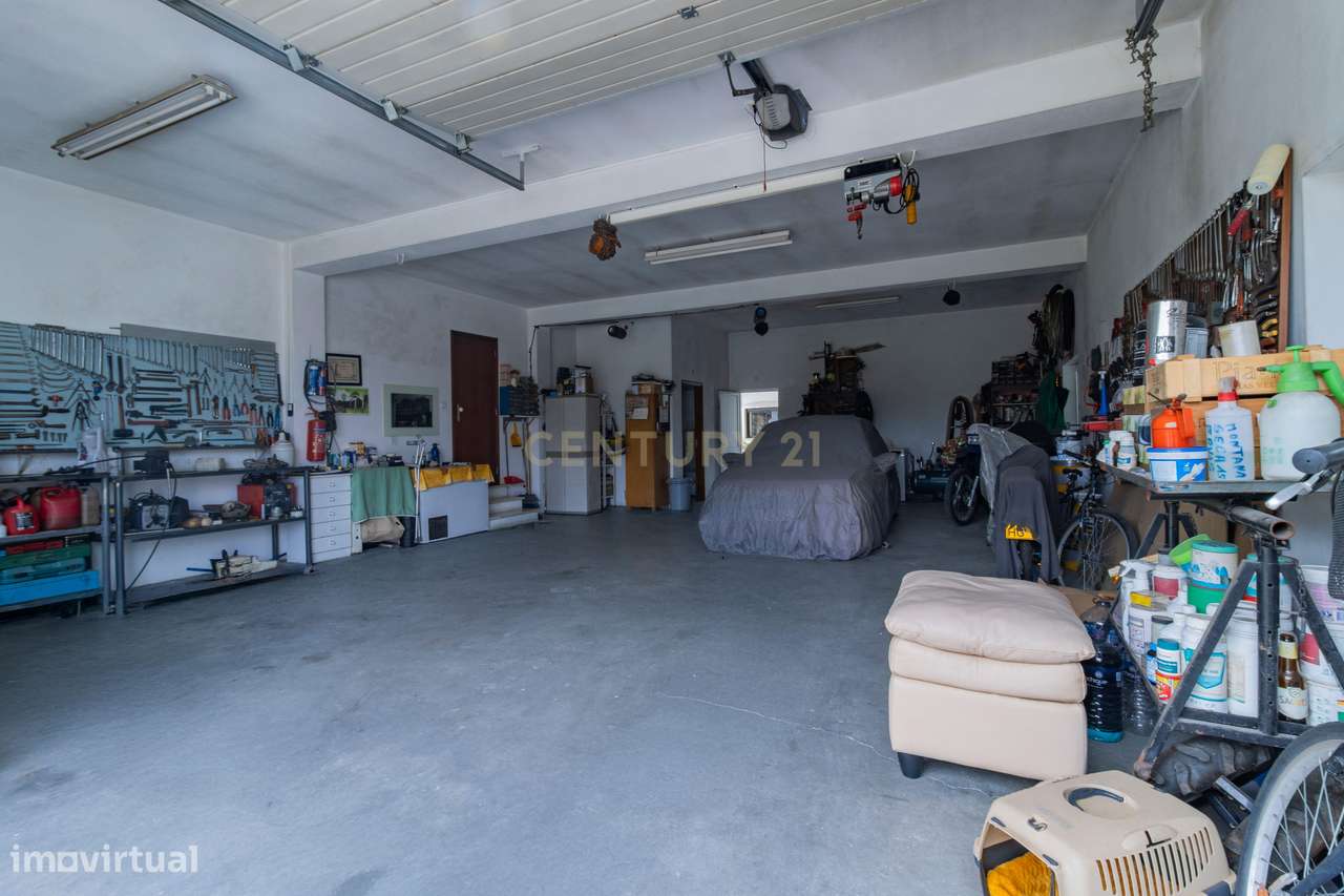 Moradia T3 a 10 minutos de Leiria-23