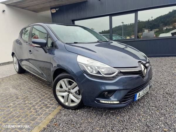 Renault Clio 1.5 dCi Limited - 10